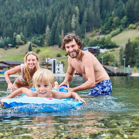 Badeurlaub mit Kind Tirol