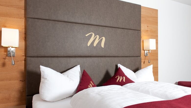 Mallaun hotel room